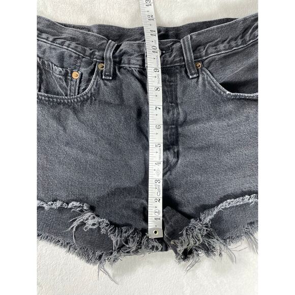 Levi’s 501 High Rise Cutoff Shorts Black Denim Sz 27 - Picture 4 of 6